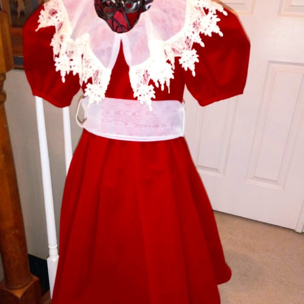 VINTAGE VICTORY! Elegant joLene Vintage Velvet Dress w/Lace Collar, 5Girl
